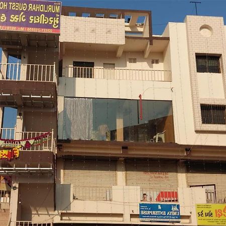 Shree Murlidhar Guest House Surat Esterno foto