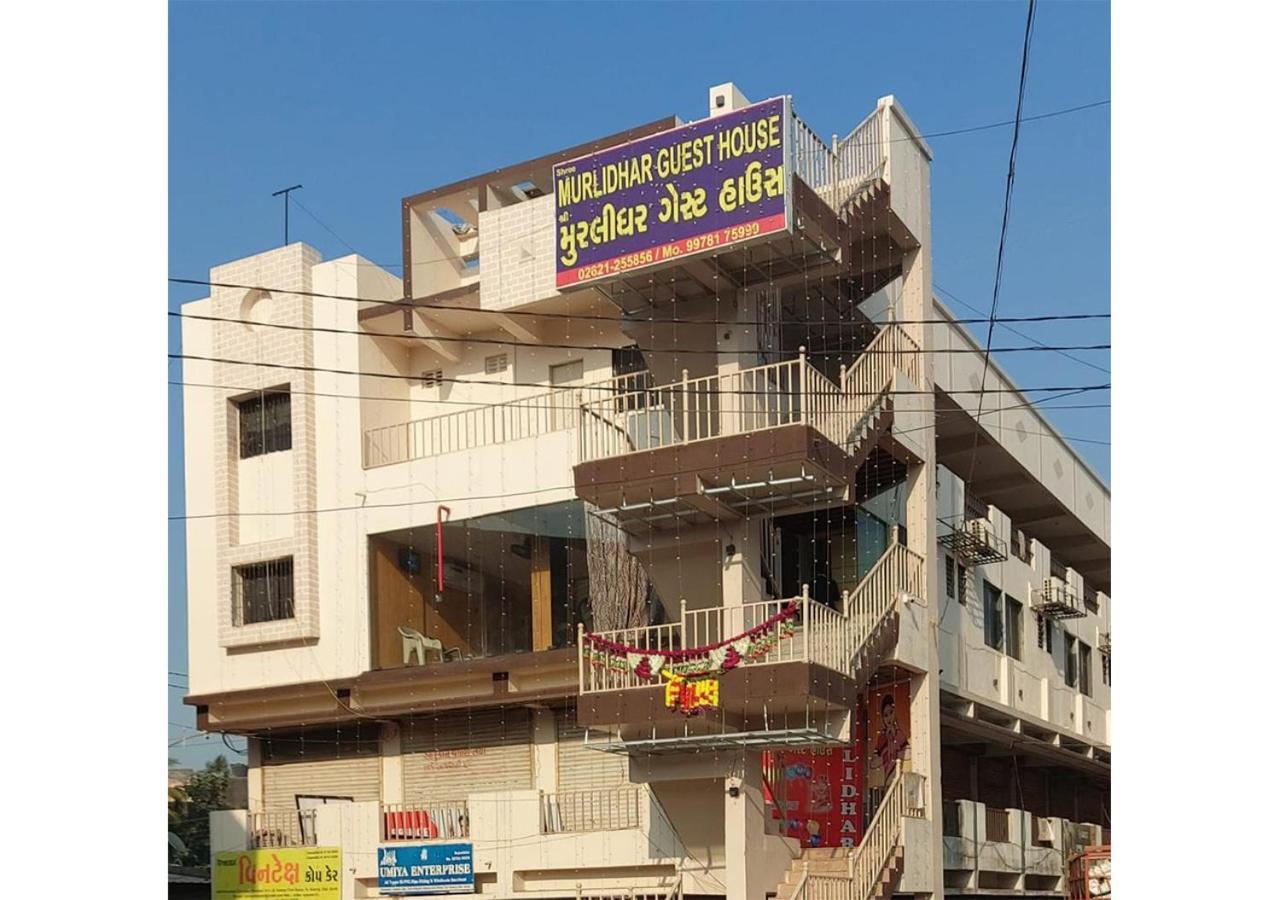 Shree Murlidhar Guest House Surat Esterno foto